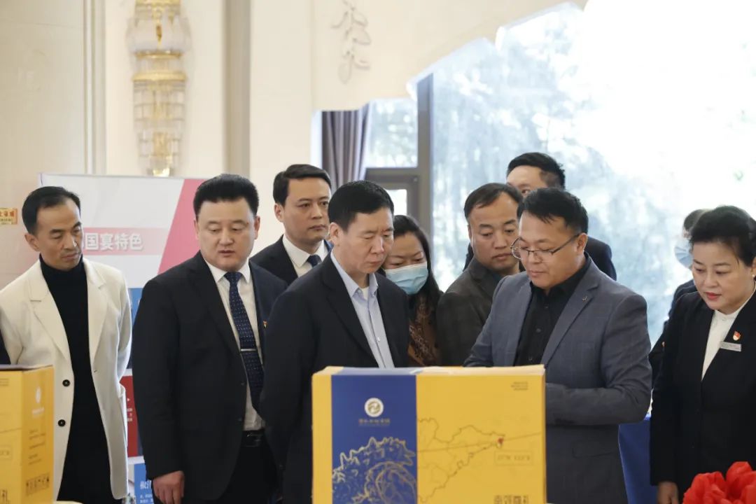 14b1a535575d0e6e7eb11ca070da2161.jpg 640.jpg