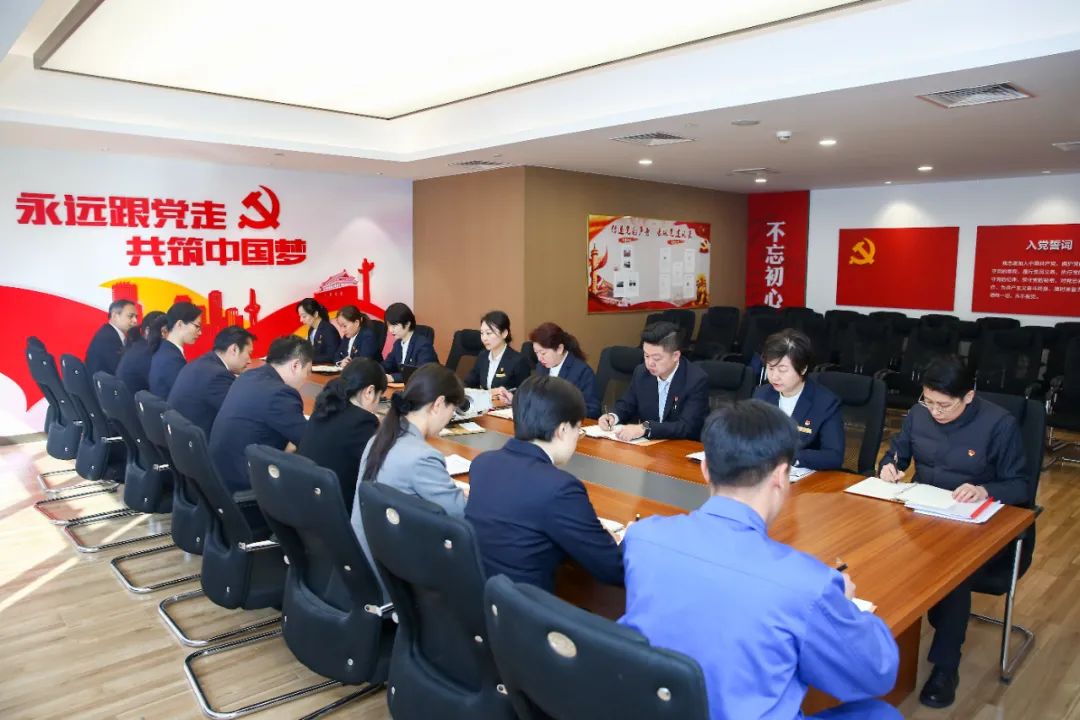 14e3b97f8a5cd741a2849e31d77253a8.jpg 2.jpg