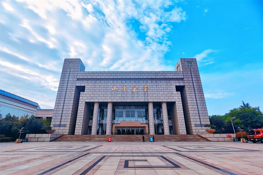 d317bf1c5ba6a5f0fb174ecfdc53a3b2.jpg 山东会堂3.jpg